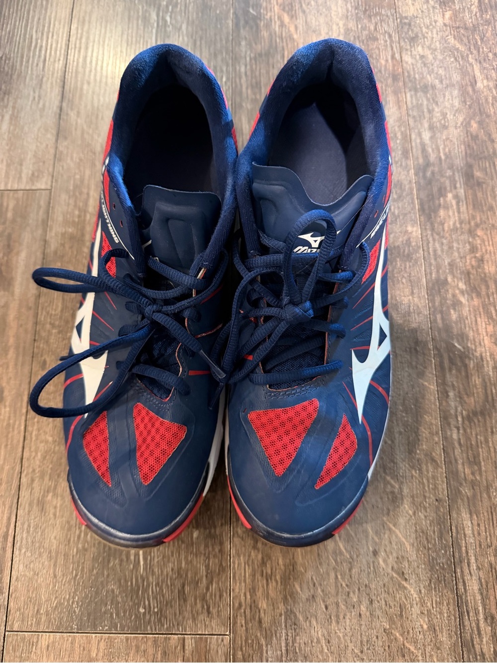 🌷Mizuno Navy and Red Athletic Sneakers